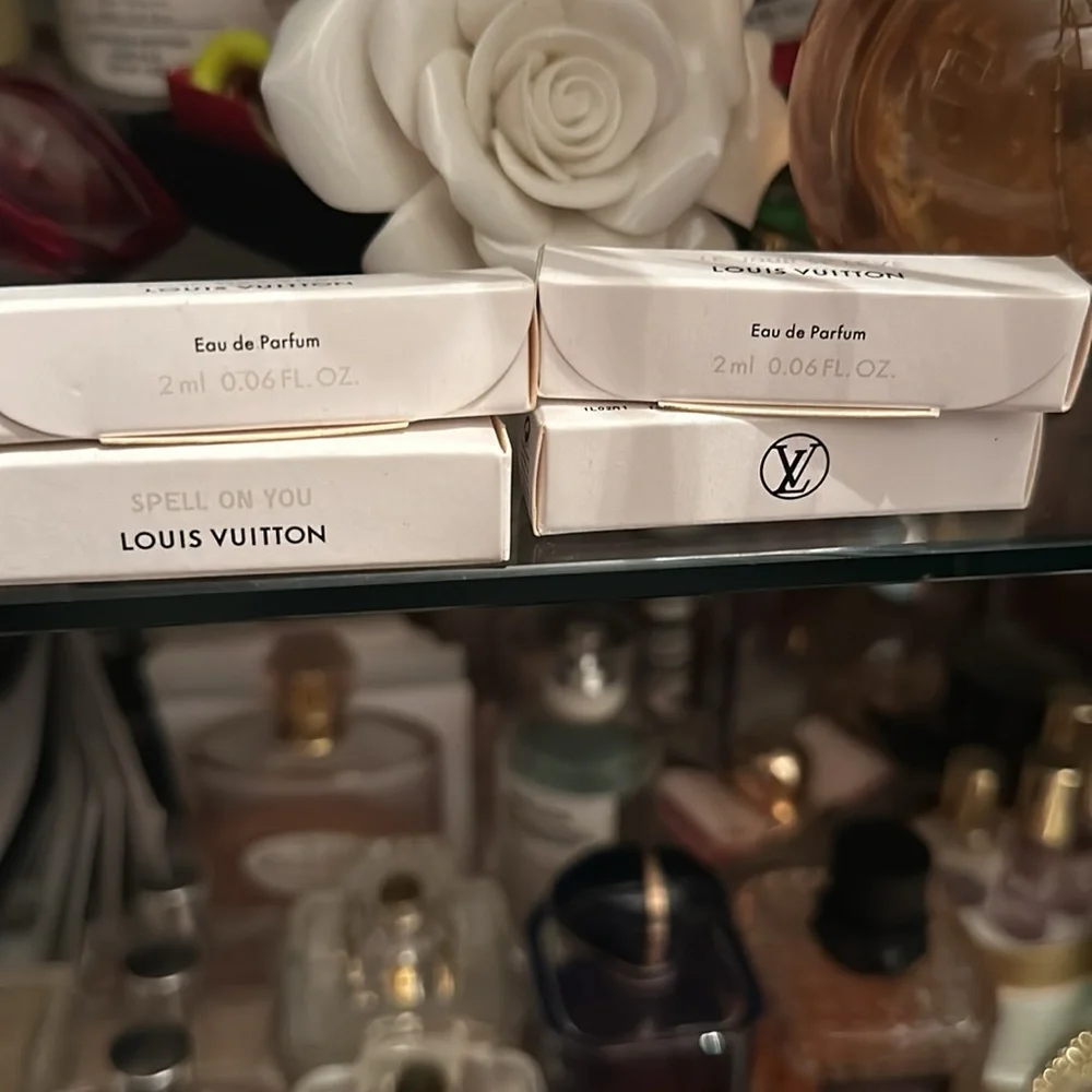 Louis Vuitton Samples - Picture 2 of 2